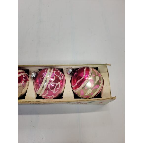 5 MCM Vintage Christmas Tree Ornaments, Assorted Stenciled Pink Bulbs - Picture 3 of 4